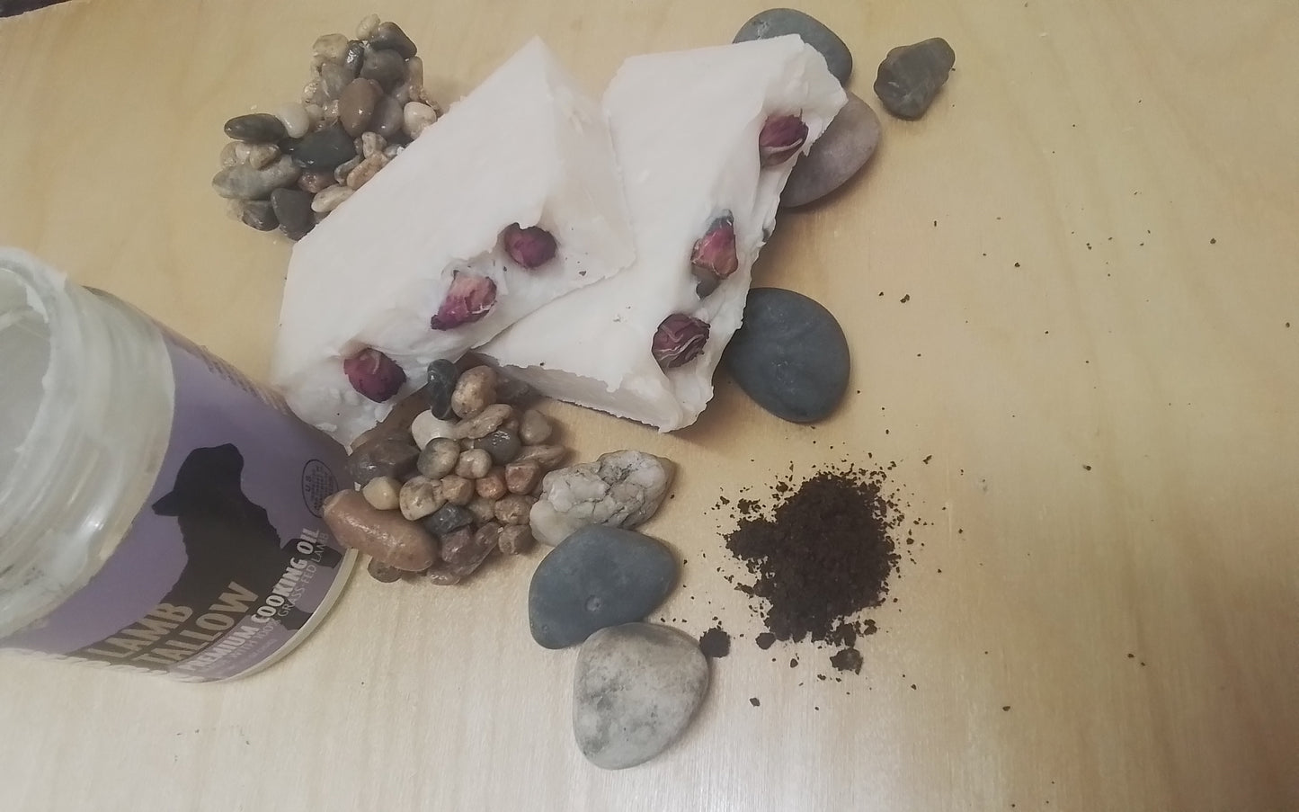 100% sheep tallow fragrance free a touch of rose petals  hand made sourced and made in Canada