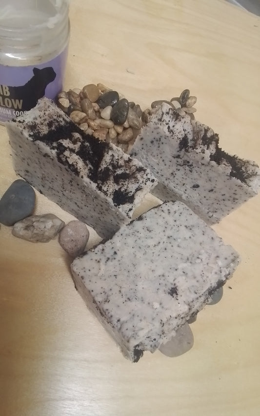 100% sheep tallow coffe &  putulie essential oils exfoliating soap hand made